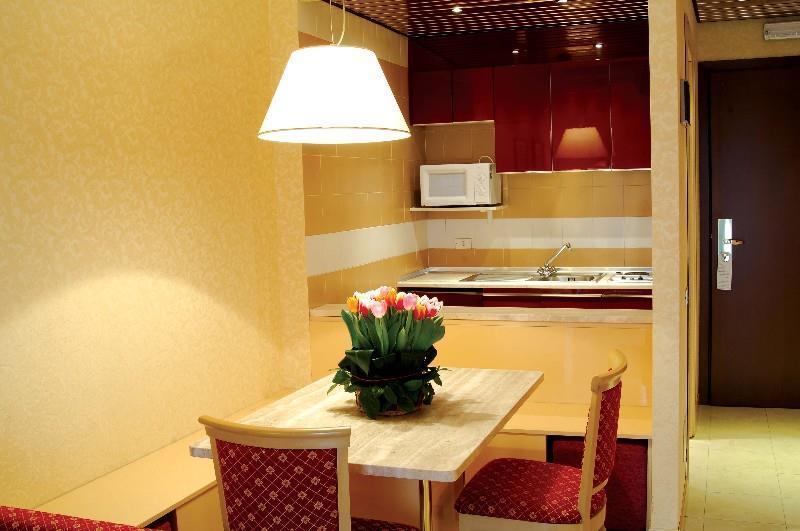 Unaway Hotel & Residence Quark Due Milano Værelse billede