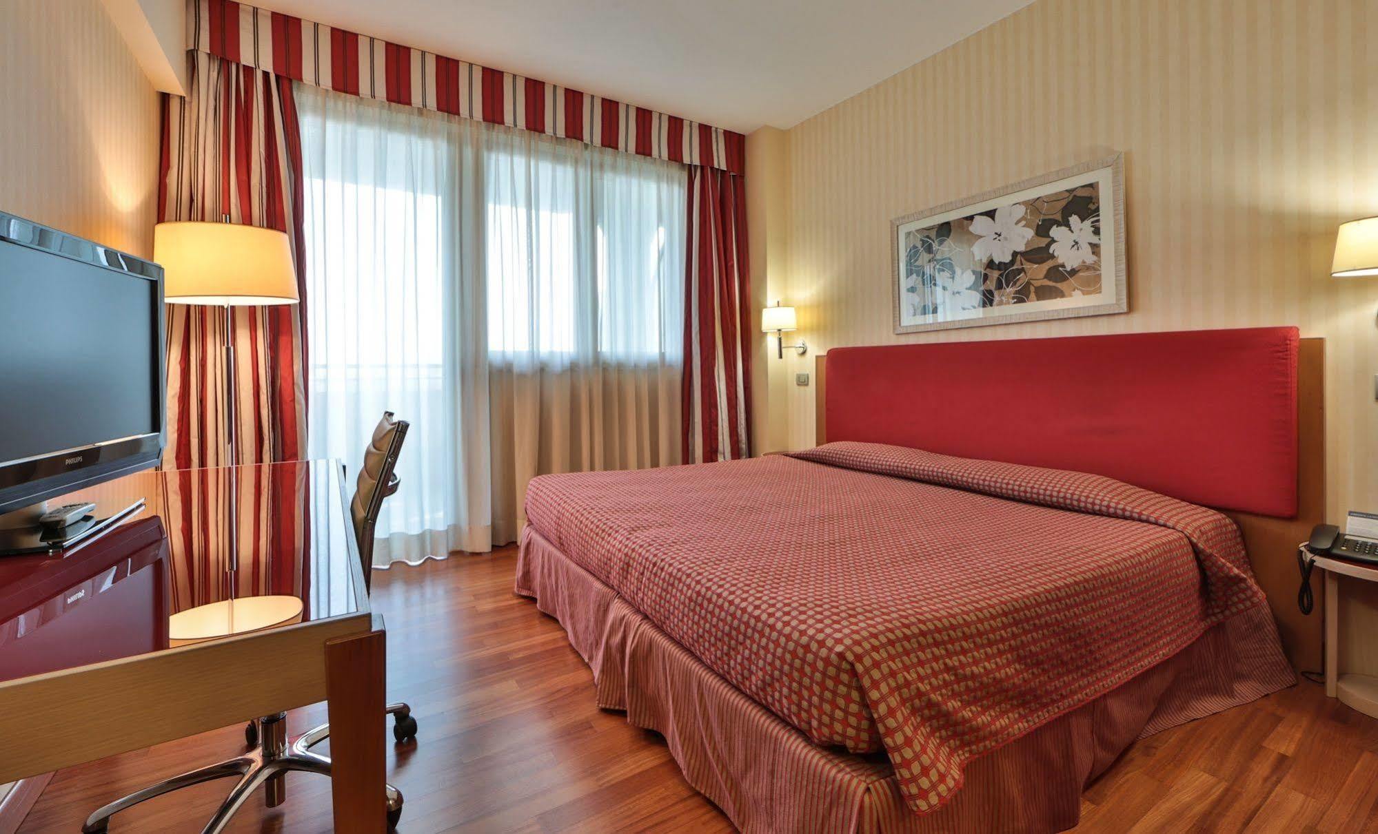 Unaway Hotel & Residence Quark Due Milano Eksteriør billede